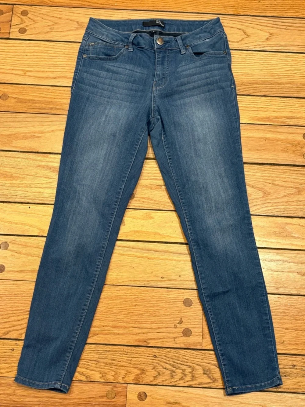 1822 High Rise Stretch Ankle Classic Blue Women's Jeans size 8 - Picture 1 of 4